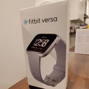 FitBit Versa grey silver (NOT Versa Lite)